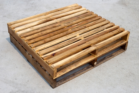 selling wood pallets