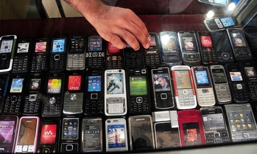 Who Buys Used Cell Phones Near Me 1 